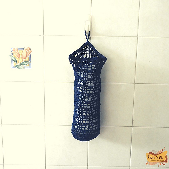 Gracious Plastic Bag Saver