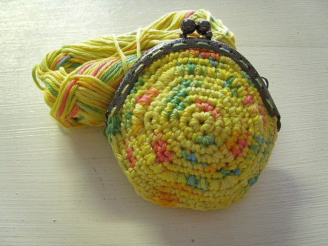 Nihon Chic - Kyuuto Ball Purse