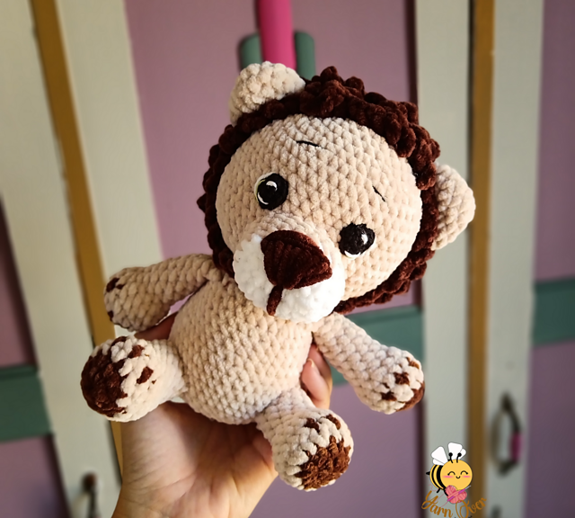 vintage lion