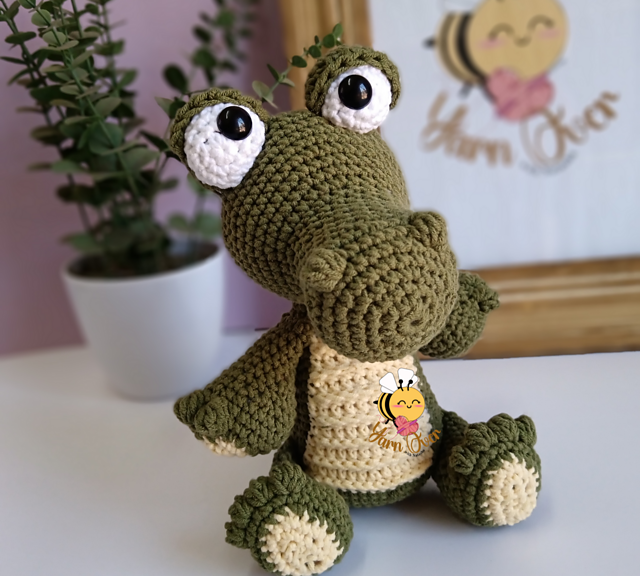 Snappy crocodile plush