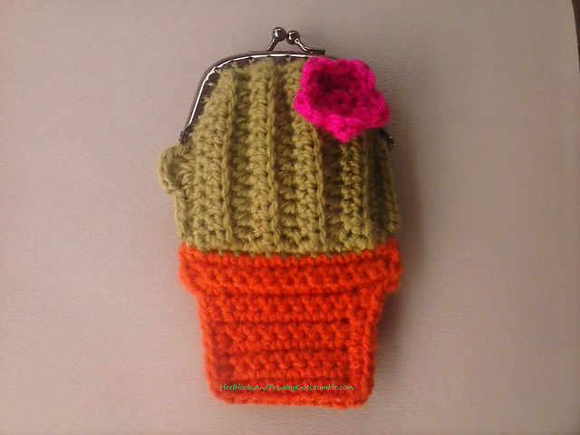 Cactus Change Purse