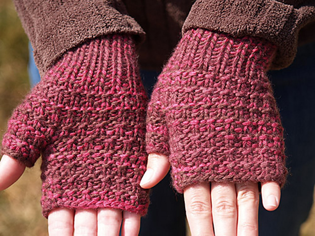 Rocky Road Fingerless Mitts