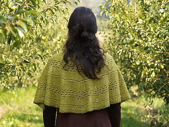 Harvest Capelet