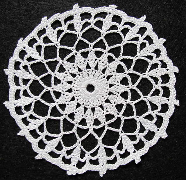Trinket Doilies: Cream Doily