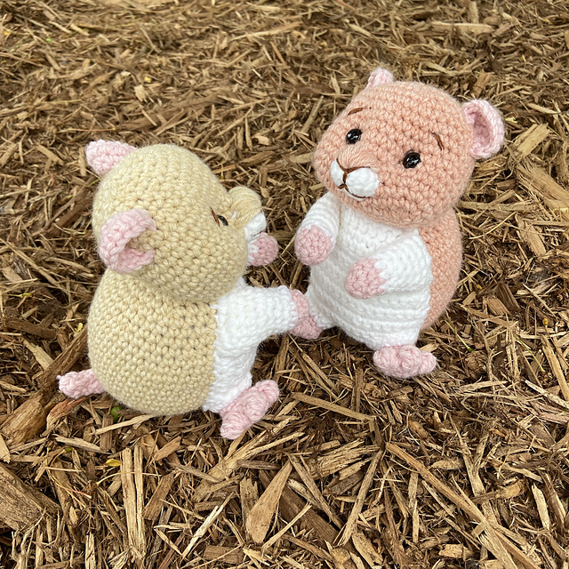 Peachfuzz and Butter, Crocheted Hamsters