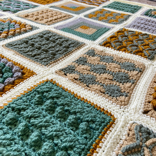 Gallery Throw