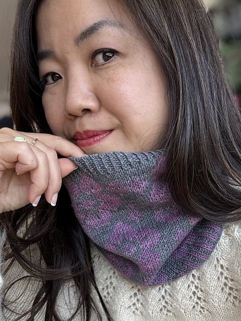 Deflora Cowl