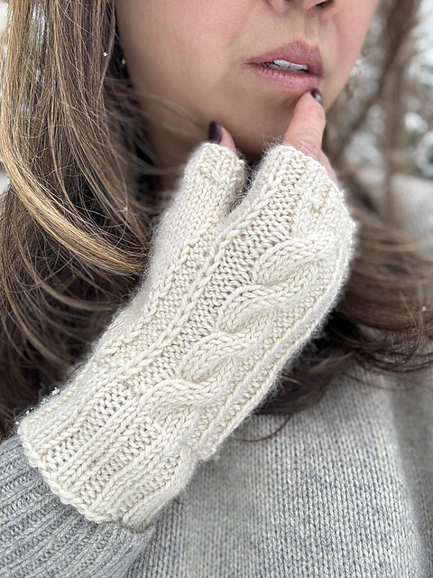 Solstice Musing Mittens