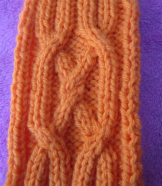 Cheery Cabled Headband