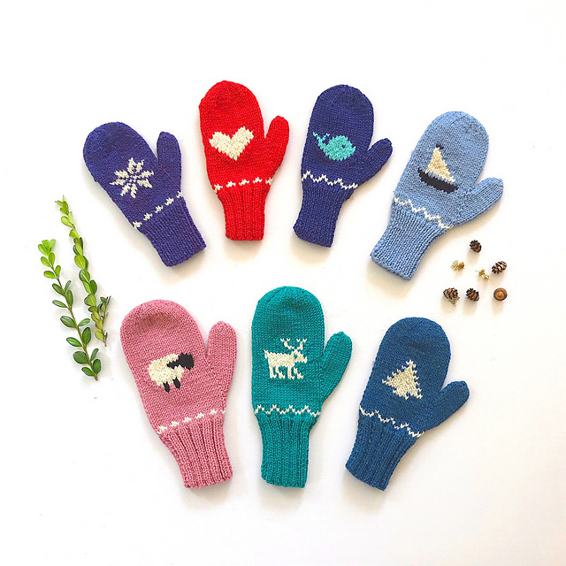 #18 Pattern Child & Adult Mittens