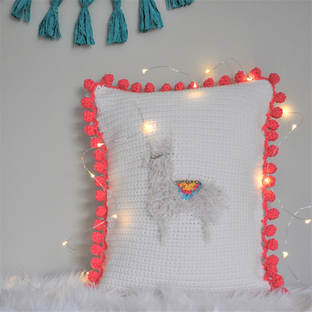 Llama Llove Pillow