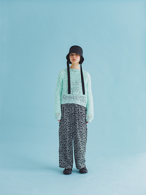 Ravelry: メッシュバックスリットプルオーバー pattern by