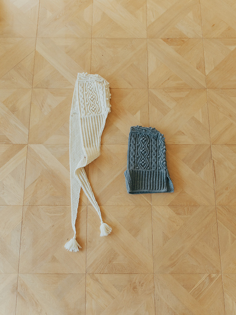 ケーブルクロッシェフーディー