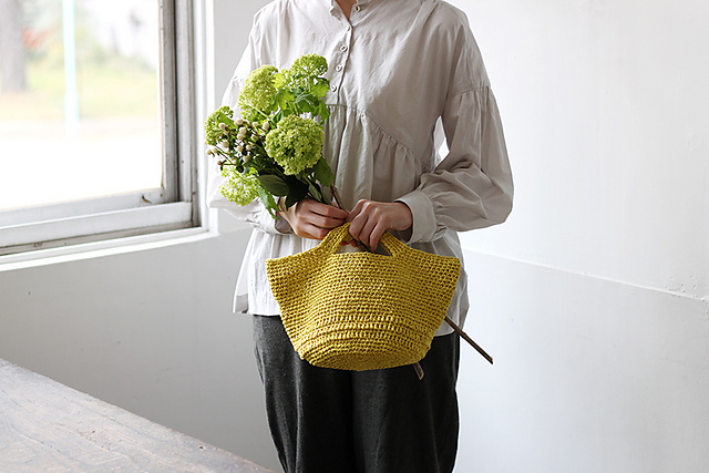 Ravelry: GIMAのマルシェバッグ pattern by YOKOTA CO,.LTD. (DARUMA)
