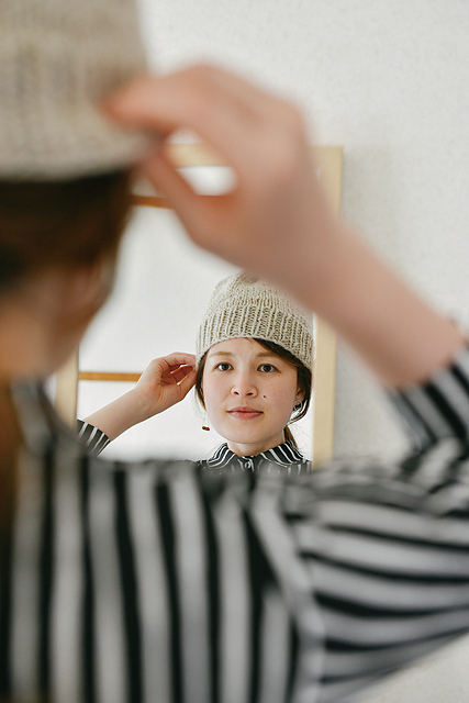 Ravelry: シンプルニットキャップ pattern by YOKOTA CO,.LTD. (DARUMA)