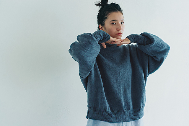 Ravelry: ワイドニットパーカー pattern by Tomoko Noguchi