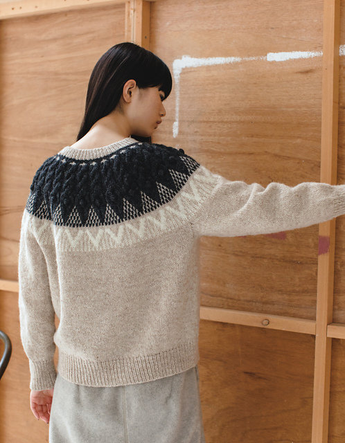 Ravelry: トライアングルツリーのヨーク模様セーター〈M・L size