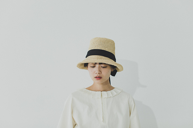 Ravelry: フロントリボンハット pattern by YOKOTA CO,.LTD