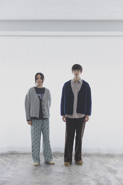 バーバリー アイコンストライプ メリノウールVネックカーディガン XS Burberryアイコンストライプ ウール カーディガン