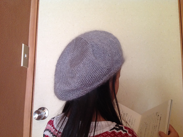 214a-28 Beret