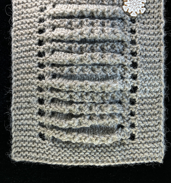 Weldon's Fluted Scarf