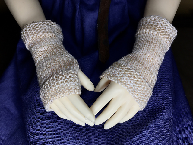Fitz Mitts for 22" BJD