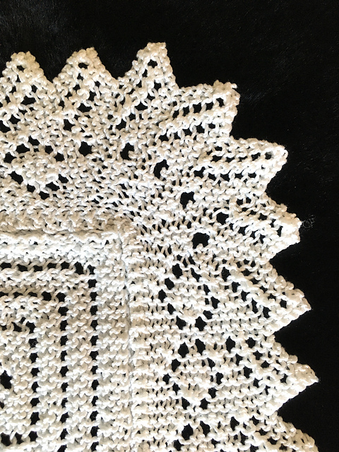 1897 Seven Sisters Edging