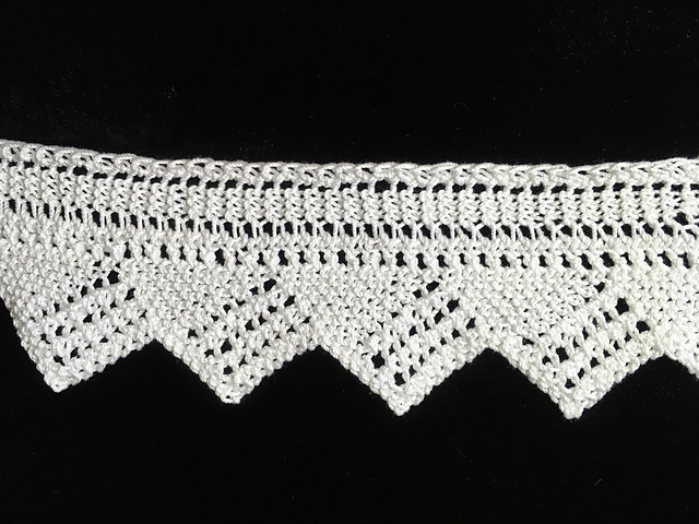 Ravelry: Weldon's Reversible Edging pattern by Vicki Monthei