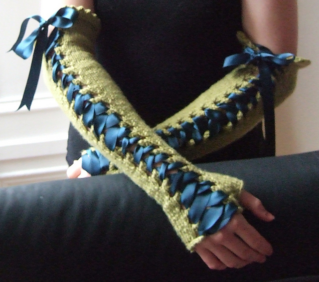 Lace-up Opera Gloves