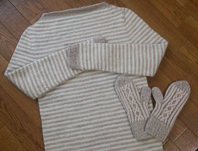 Ravelry: p.31 Border Pullover pattern by michiyo