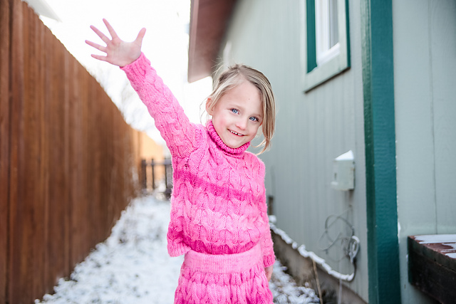 Child Grace Pullover