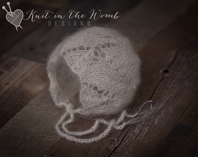 Evangeline Bonnet and Wrap Set