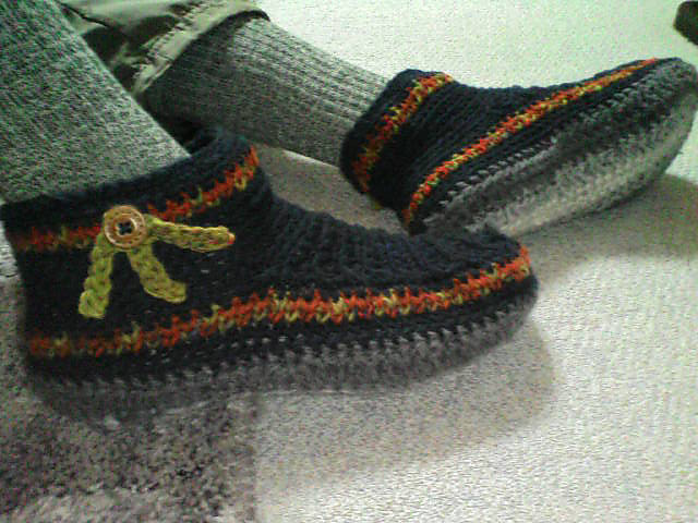 Y. Room Shoes (Men's)