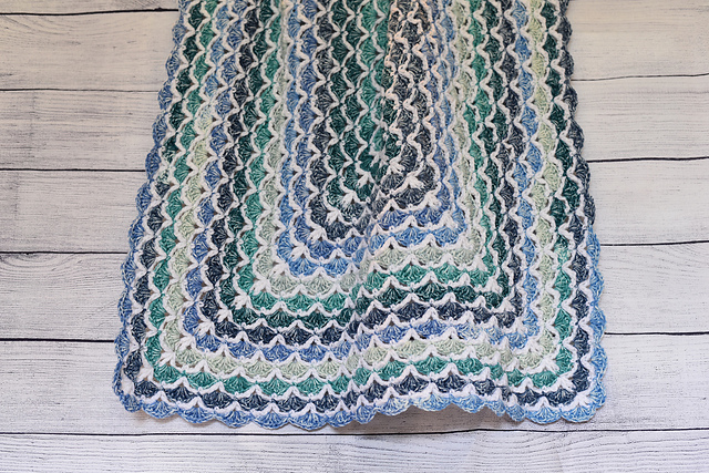 The Hearty Blueshell Shell Stitch Blanket