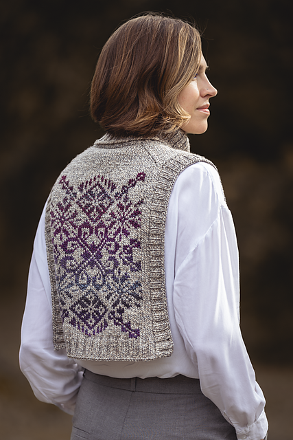 Ravelry: A Luminary Affair Collar pattern by Zanete Knits