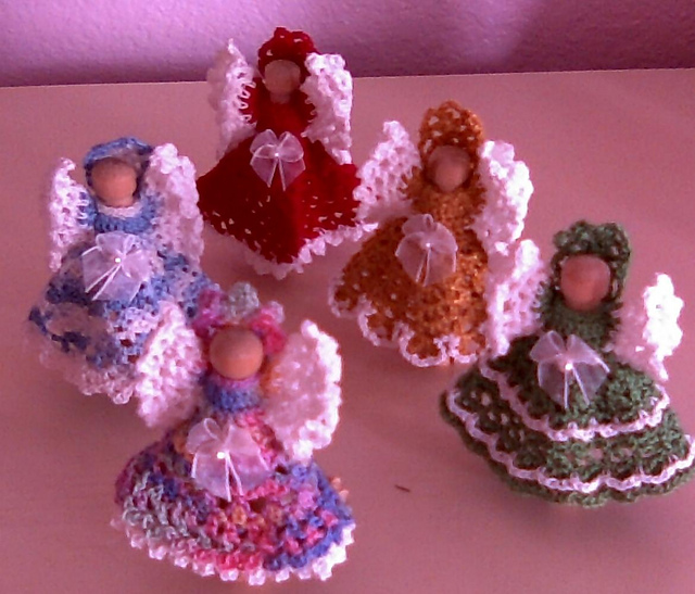 ravelry-clothespin-angel-2-pattern-by-anne-halliday
