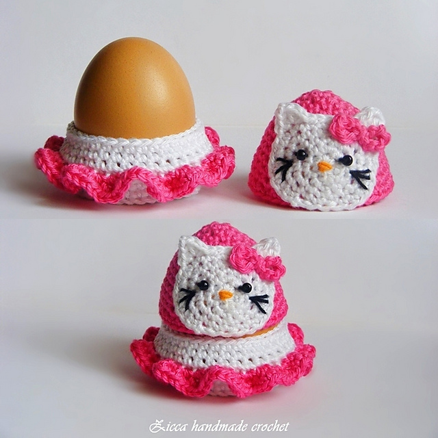 Hello Kitty egg cozy