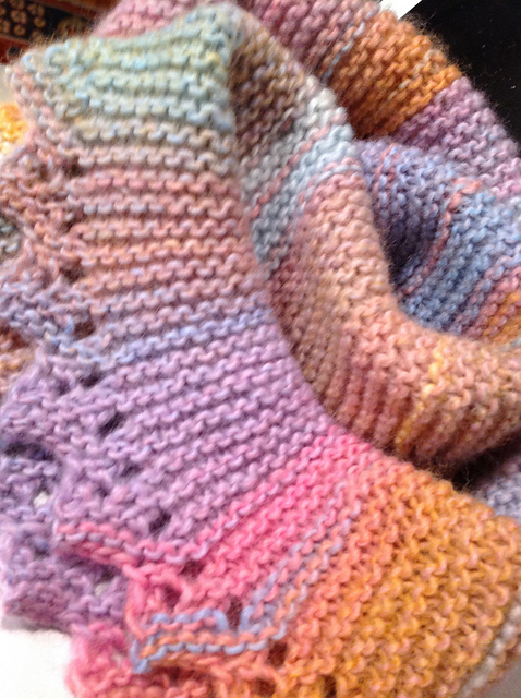 Uber Zag Edged Cowl