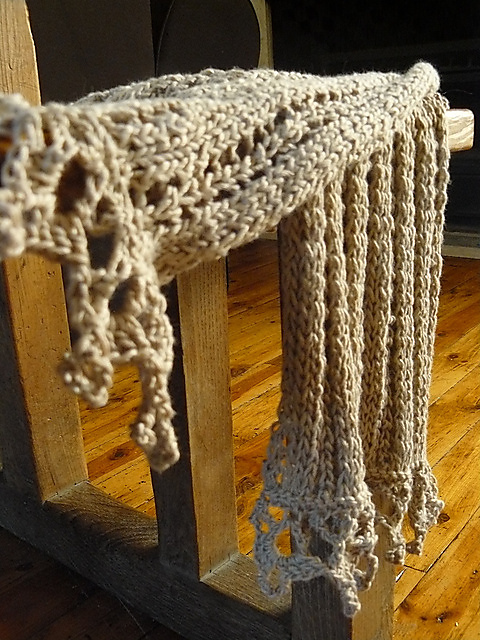 Echarpe en dentelle