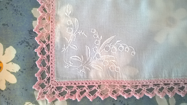 Handkerchief Edging #818