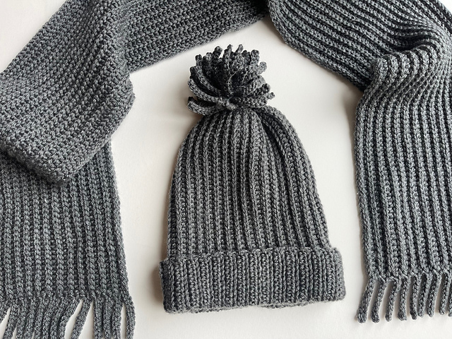 Anthracite Ribbed Scarf & Hat