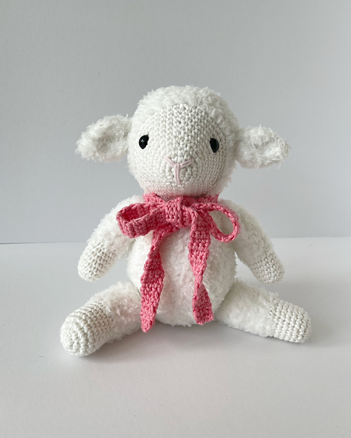 Cuddly Lamb