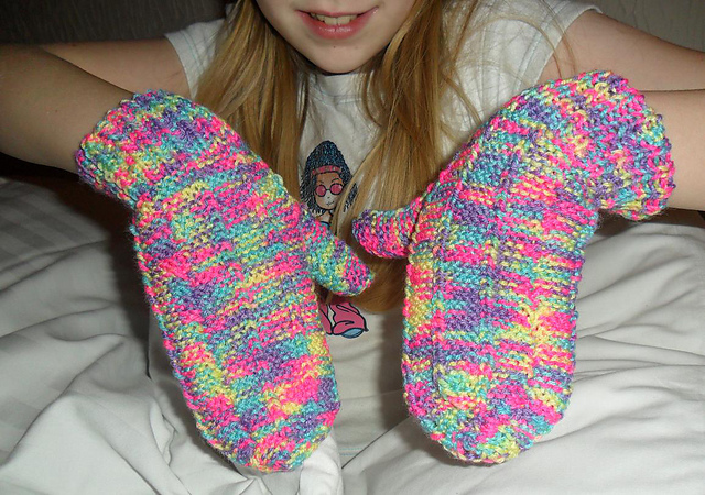 Mittens for 10-12-14 Year Olds #104