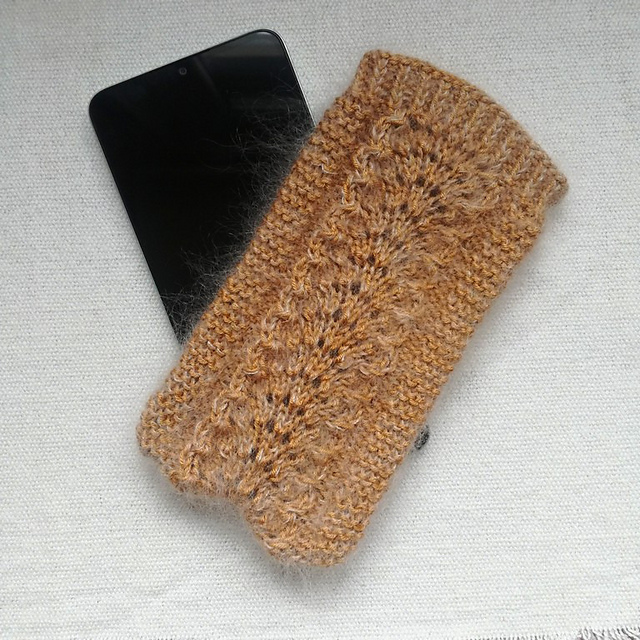 Lacy phone case